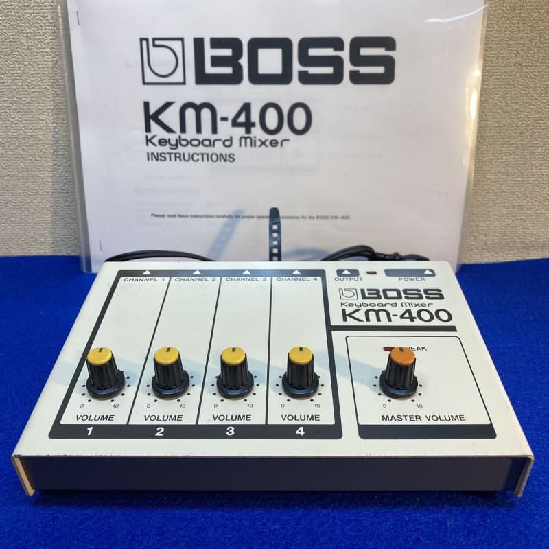 1981 Boss KM-400 White - Used Boss  Keyboard    Vintage