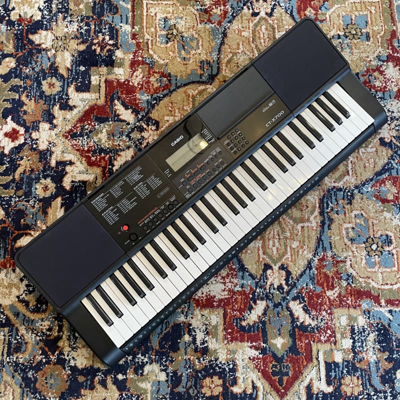 2010s Casio CT-X700 61-Key Portable Keyboard Black - used Casio              Keyboard