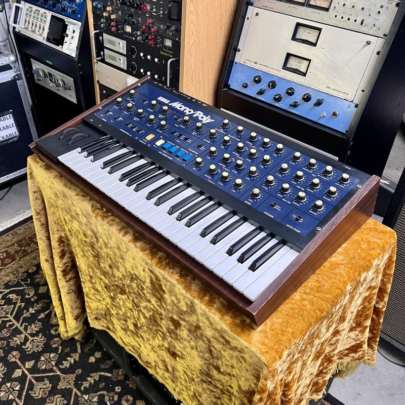 1981 Korg Mono/Poly MP-4 Blue - used Korg   Vintage Instrument         Analog  Synthesizer