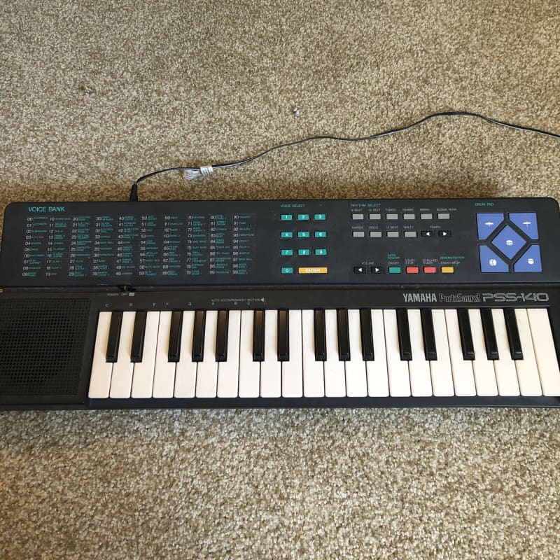 1988 Yamaha PSS-140 Synthesizer Black - Used Yamaha  Keyboard