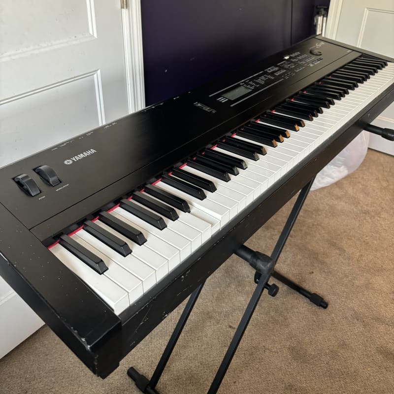 Yamaha SO8 - used Yamaha              Keyboard