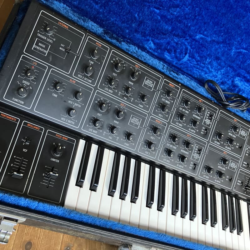 1979 - 1982 Yamaha CS-15 Mono Synthesizer - used Yamaha               Synth