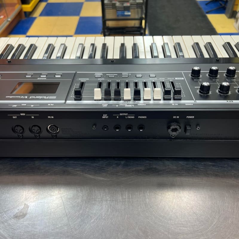 2000s Roland VR-730 73-Key V-Combo Organ Black - used Roland      Organ        Synthesizer