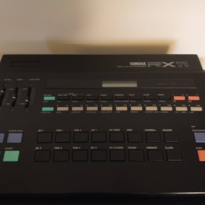 1980's Yamaha RX11 Digital Rhythm Programmer Black - Used Yamaha          Drum Machine