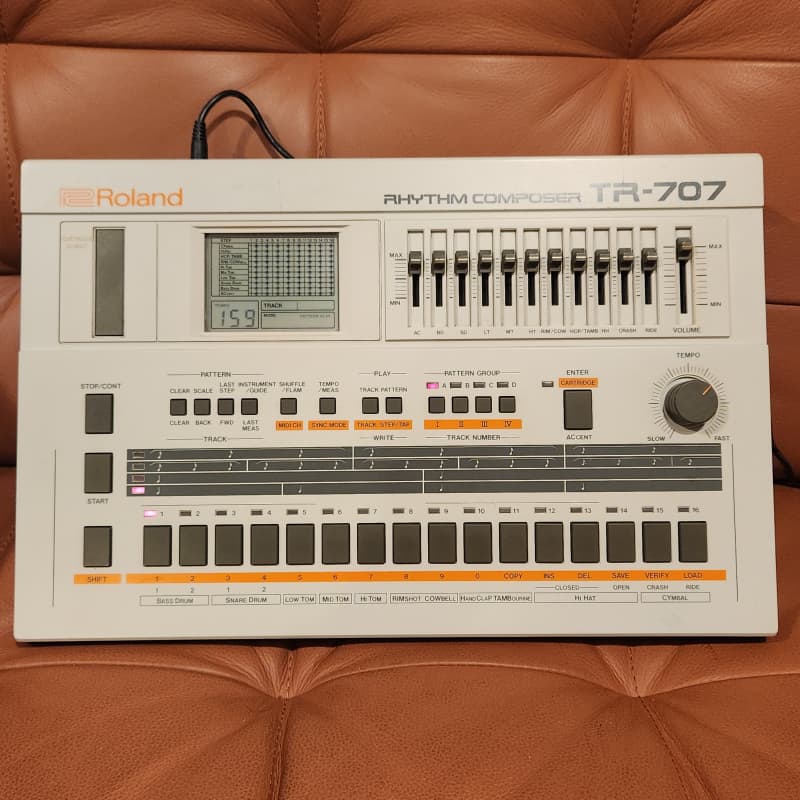 1985 Roland TR-707 Rhythm Composer White - used Roland          Sequencer Drum Machine