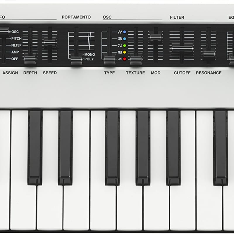 2015 - Present Yamaha Reface CS Mini Mobile Keyboard White - Used Yamaha        Analog     Synth