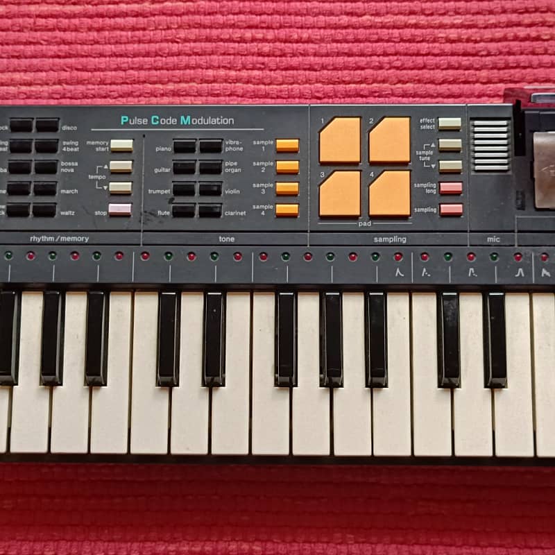 1980s Casio SK-8 32-Key Sampling Keyboard Black - used Casio         Sampler     Keyboard