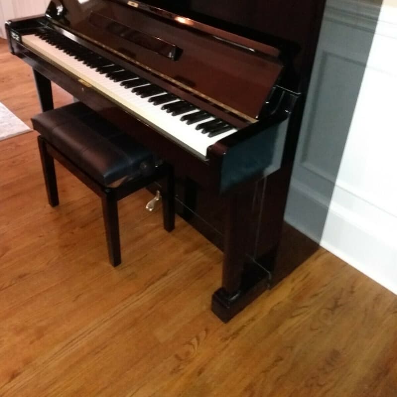 Yamaha U1 Glossy Black - Used Yamaha Piano