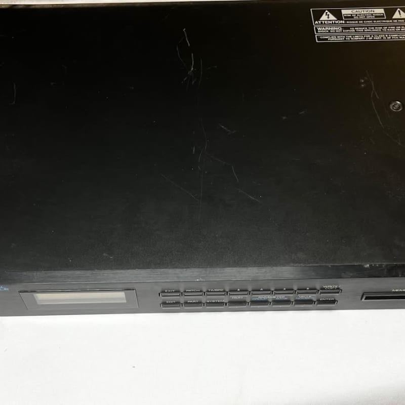 Roland D-110 - used Roland   Rackmount Digital           Synth