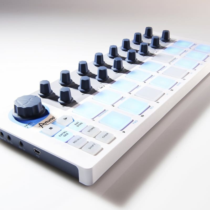 2017 Arturia BEATSTEP - used Arturia        MIDI Controllers  Sequencer
