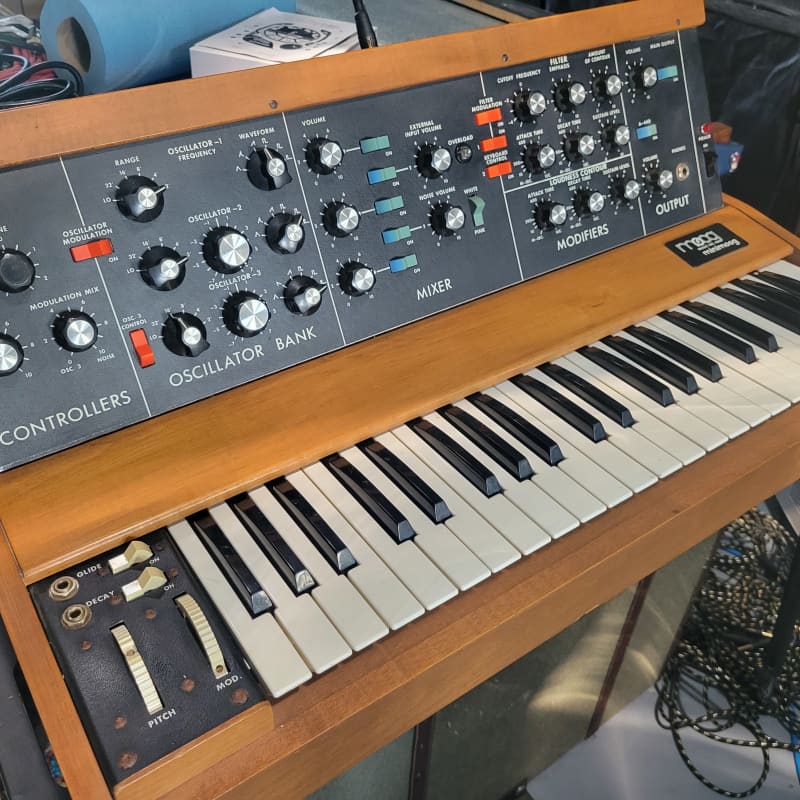 1971 - 1982 Moog Minimoog Model D 44-Key Monophonic Synthesize... - used Moog              Synthesizer