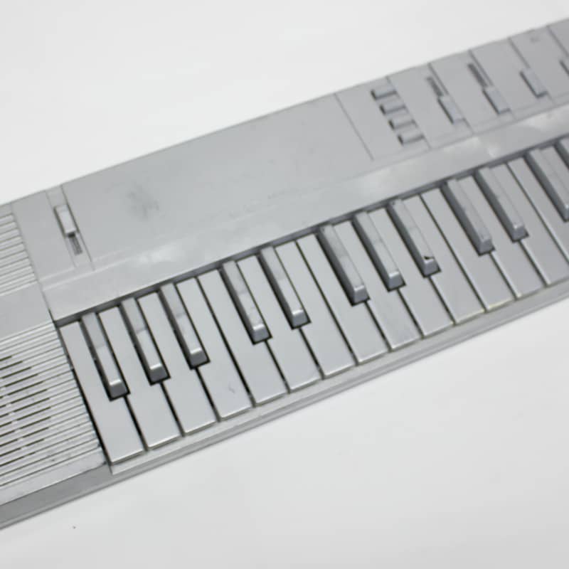 1980s Casio PT-100 32-Key Mini Synthesizer Black - used Casio  Vintage Synths            Keyboard