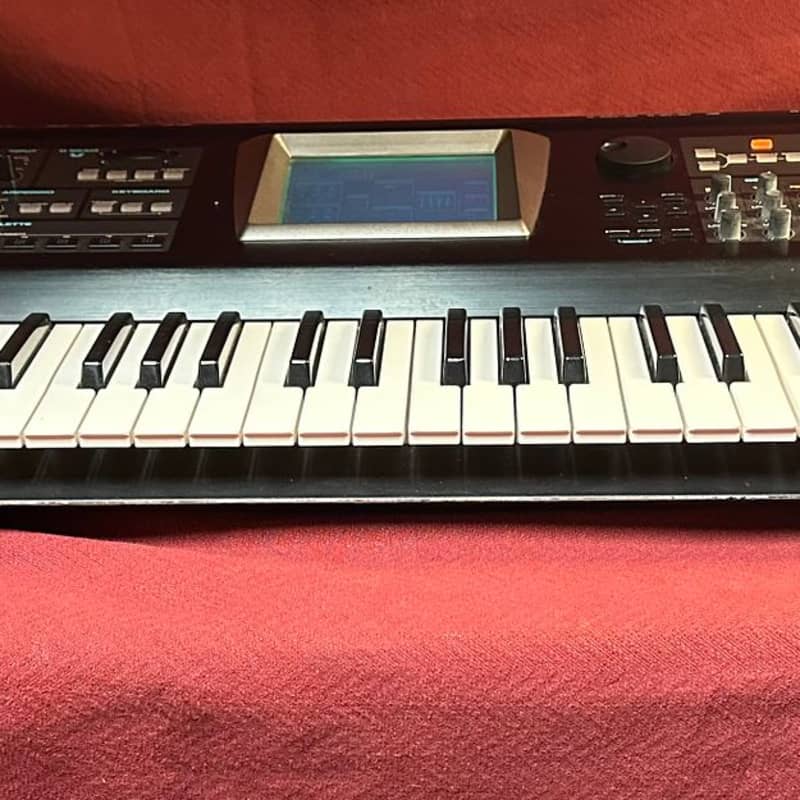 Roland V-SYNTH - Used Roland             Synth