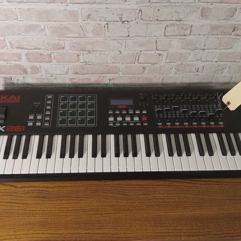 Akai MPK 261 - used Akai        MIDI Controllers      Keyboard