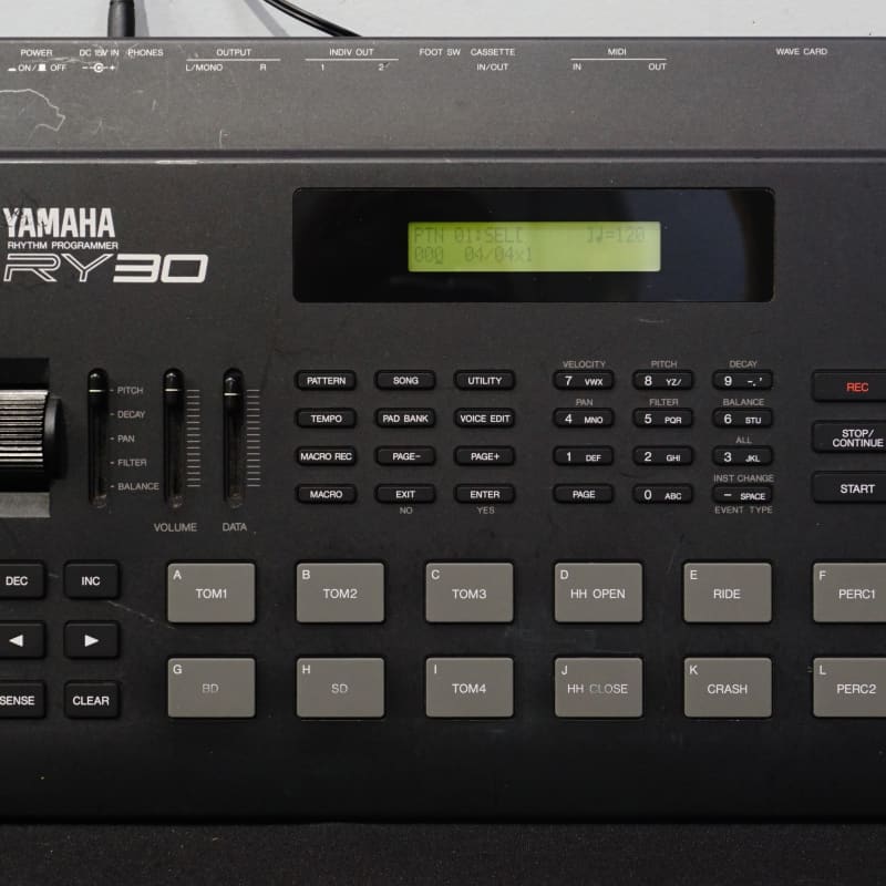 90's Yamaha RY30 90s Polyphonic Programmable Digital Drum Mach... - Used Yamaha     Midi     Drum Machine Sequencer