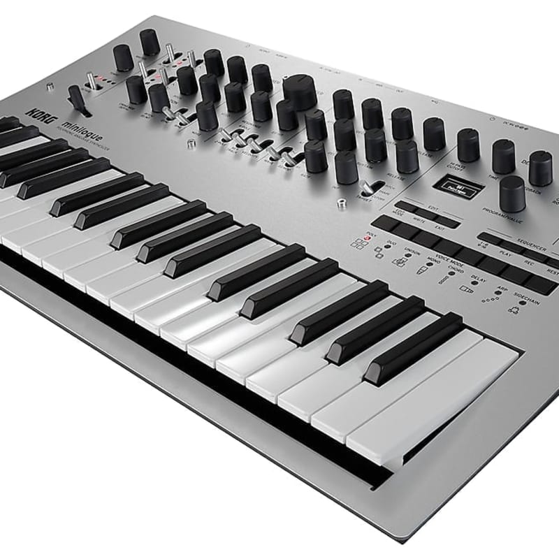 Korg MINILOGUE Synth - New Korg        Analog     Synth