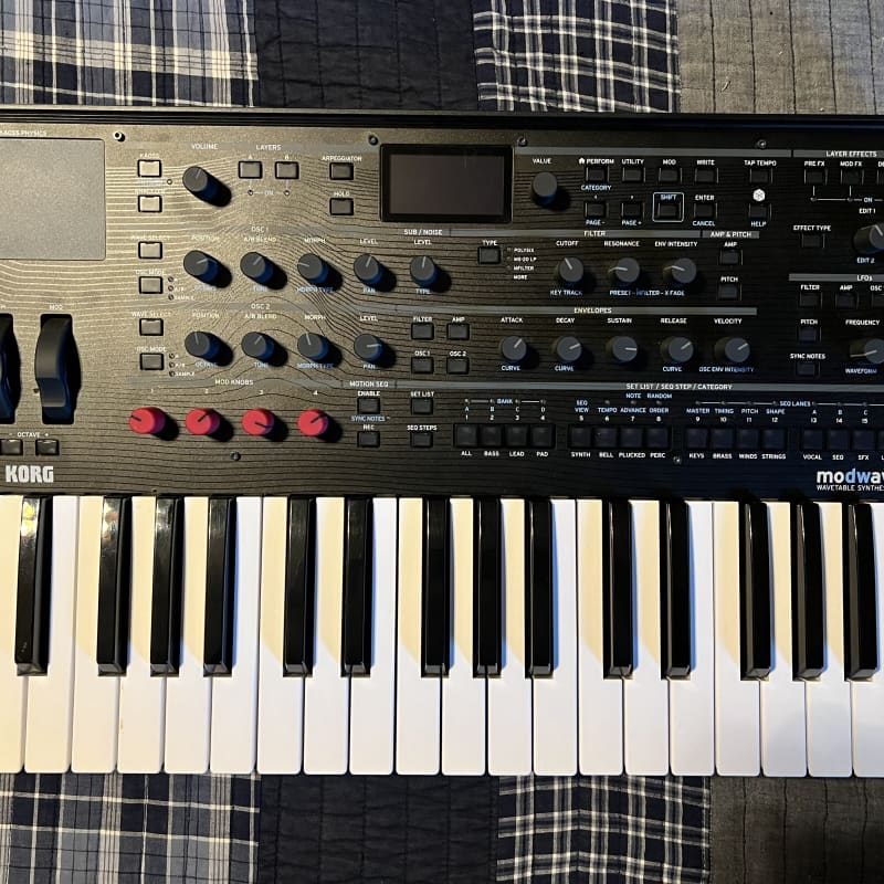 2021 - Present Korg Modwave 37-Key Wavetable Synthesizer Black - used Korg               Synth