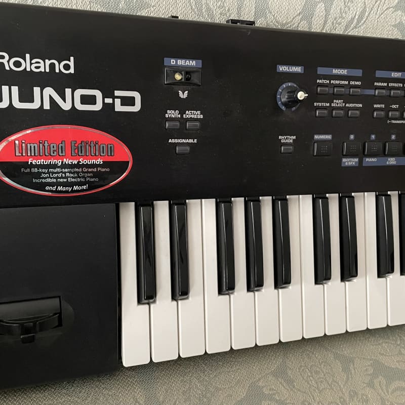 2000's Roland Juno D 61-Key Synthesizer Limited Edition Black - Used Roland  Keyboard           Synth