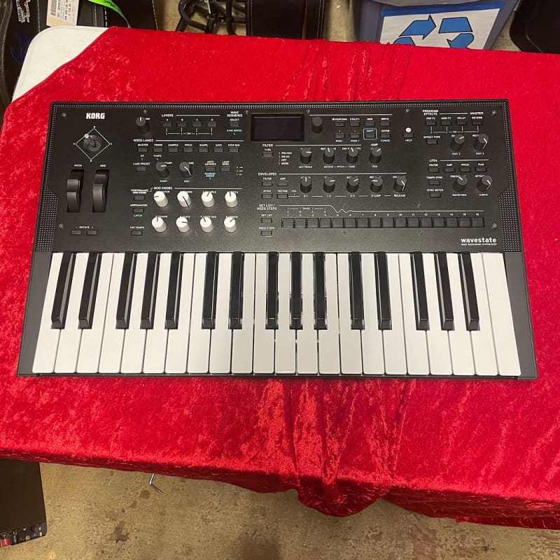 Korg Wavestate - used Korg               Synth