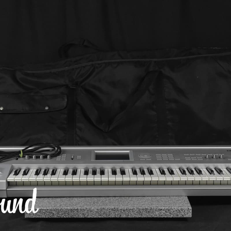 Korg TRITON Silver - used Korg      Workstation         Synth