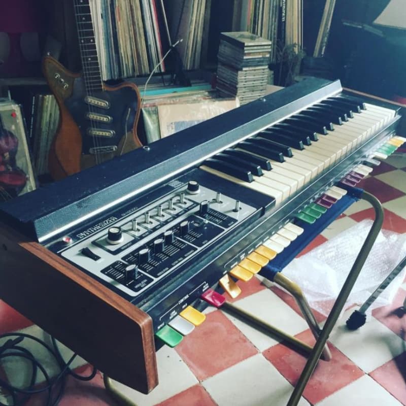 1974 - 1979 Roland SH-2000 37-Key Synthesizer Black - Used Roland  Keyboard