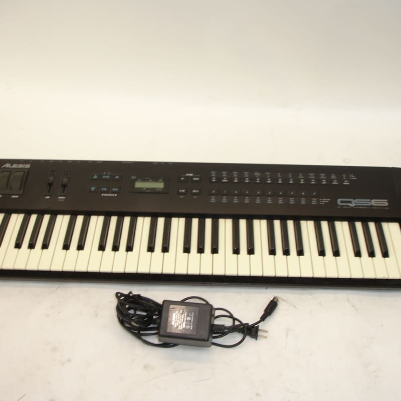 Alesis QS6 - used Alesis              Keyboard Synth