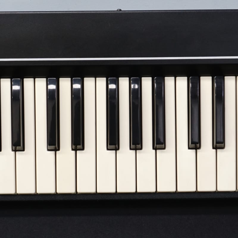 Roland Model 180 Black - Used Roland  Keyboard       Controller