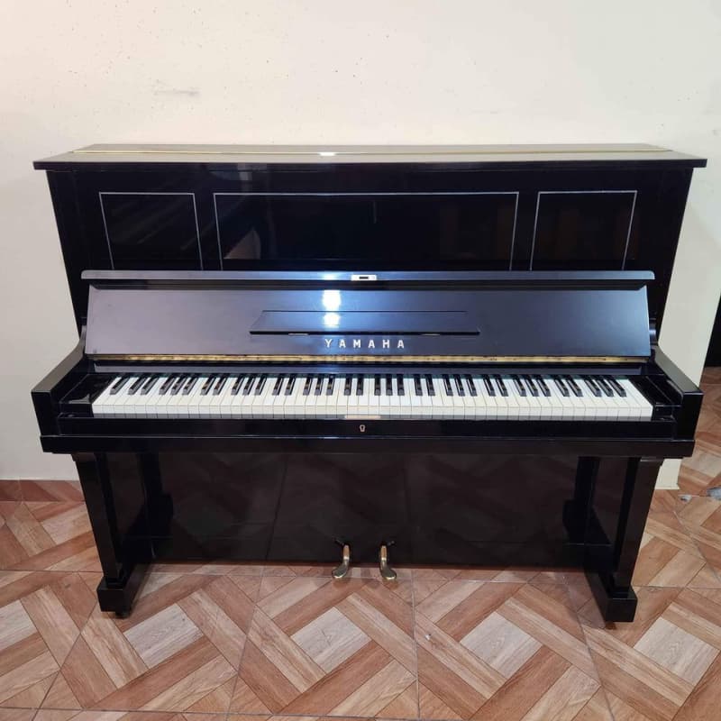 Yamaha U1 glossy - Used Yamaha Piano