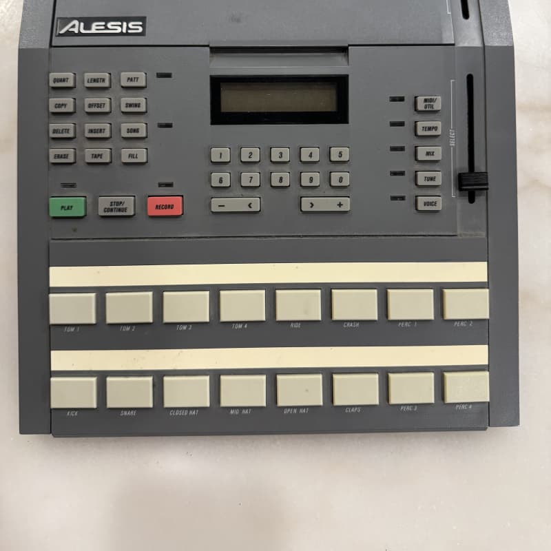 1980s Alesis HR-16 High Sample Rate 16-Bit Drum Machine Gray - Used Alesis     Midi     Drum Machine Sequencer