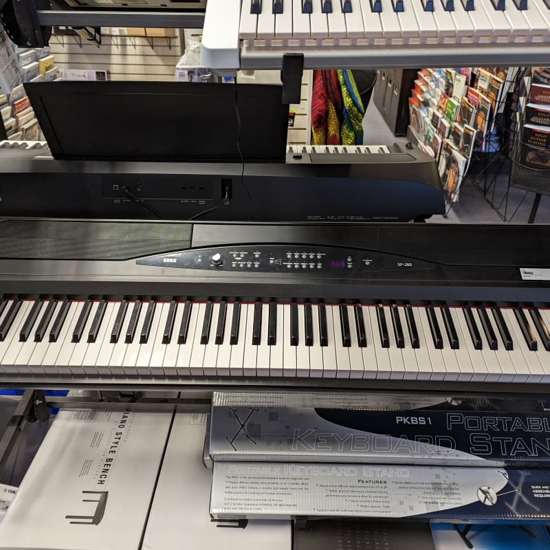 Korg SP-280 - new Korg       Digital Piano