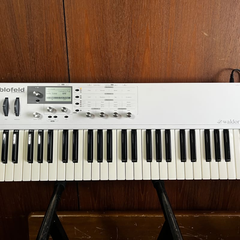 2009 - Present Waldorf Blofeld Keyboard 49-Key Synthesizer White - Used Waldorf  Keyboard           Synth
