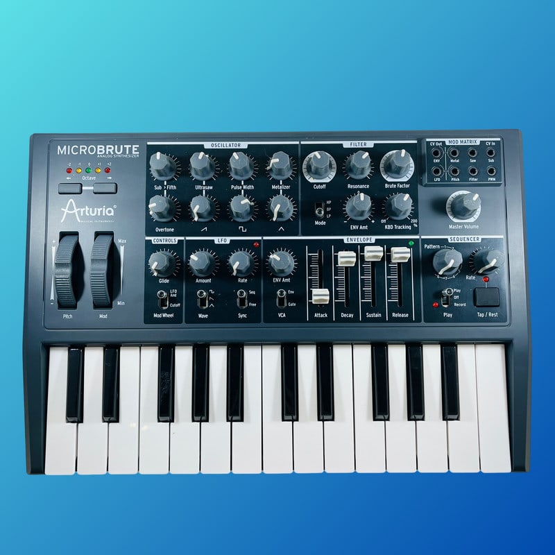 Arturia MicroBrute 25-Key Synthesizer 2014 - Present Black - Used Arturia        Analog     Synth