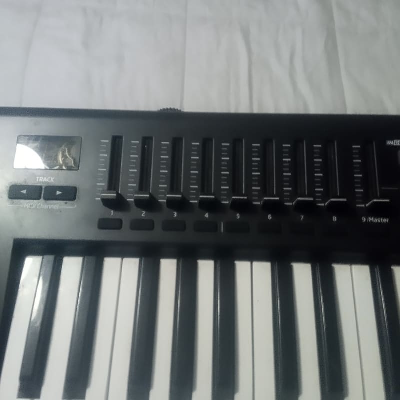 2004 Novation launch key 49 Synthesizer with USB Interface Silver - Used Novation  Keyboard   Midi