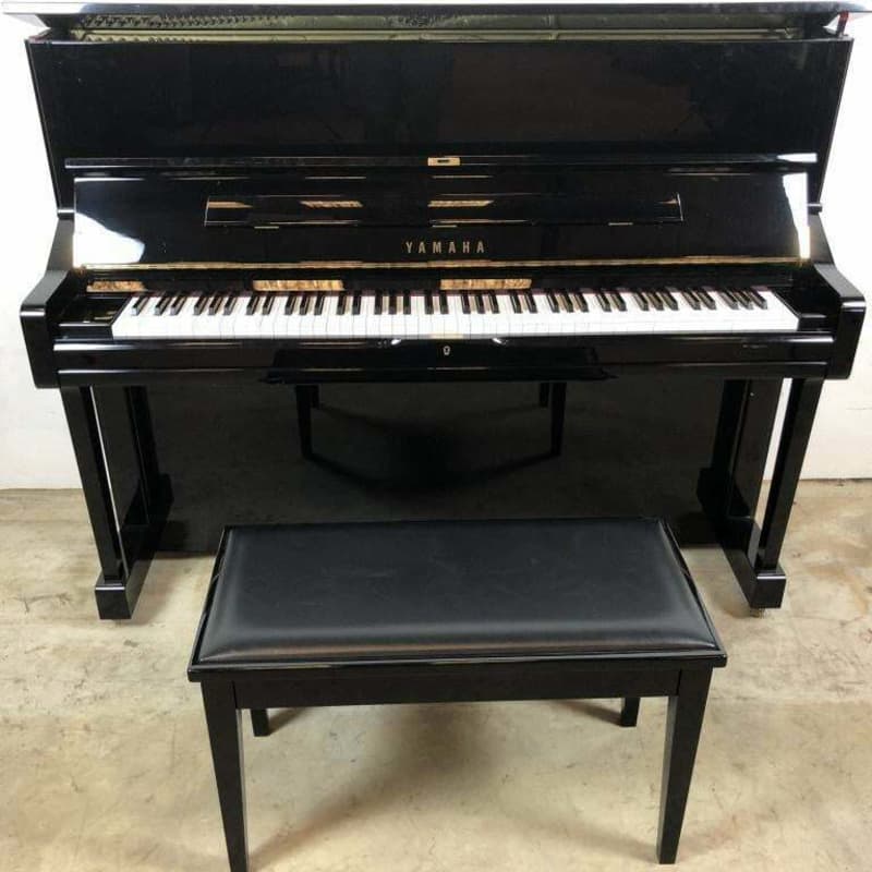 Yamaha U1 Glossy / Black - Used Yamaha Piano