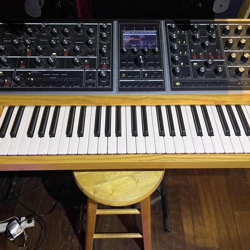 2018 - Present Moog One 16-Voice 61-Key Polyphonic Analog Synt... - used Moog Polyphonic             Synthesizer