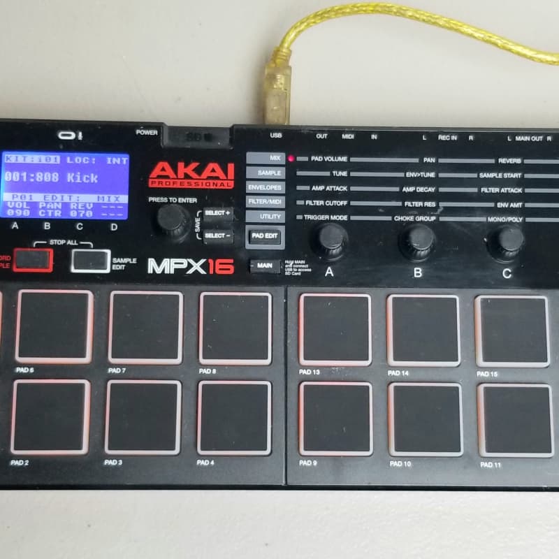 Akai MPX16 - Used Akai         Controller Drum Machine  Sampler