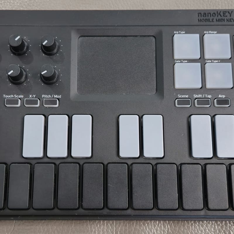 2016 - Present Korg nanoKEY Studio Mobile MIDI Controller Keyb... - used Korg        MIDI Controllers