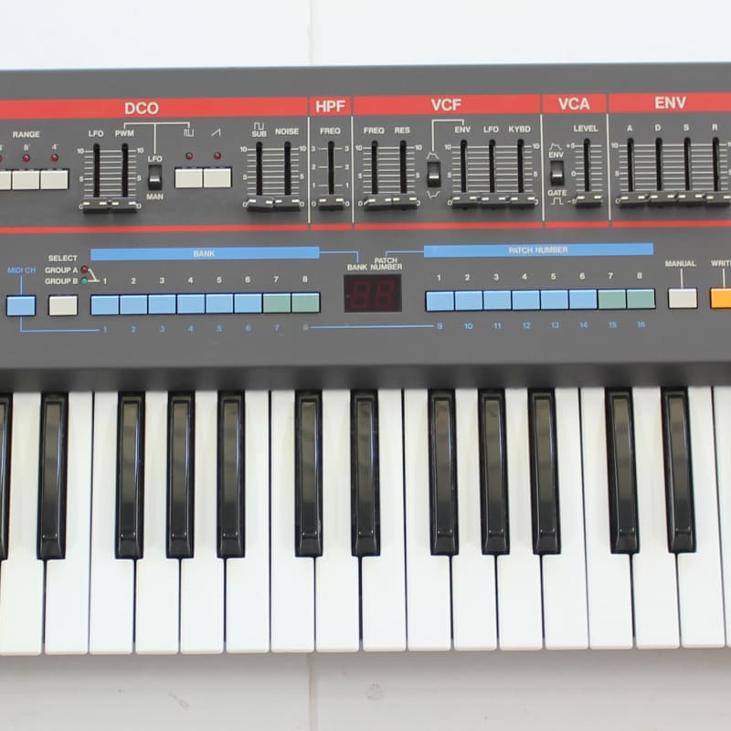 1984 - 1985 Roland Juno-106 61-Key Programmable Polyphonic Syn... - used Roland   Vintage Instrument           Synthesizer