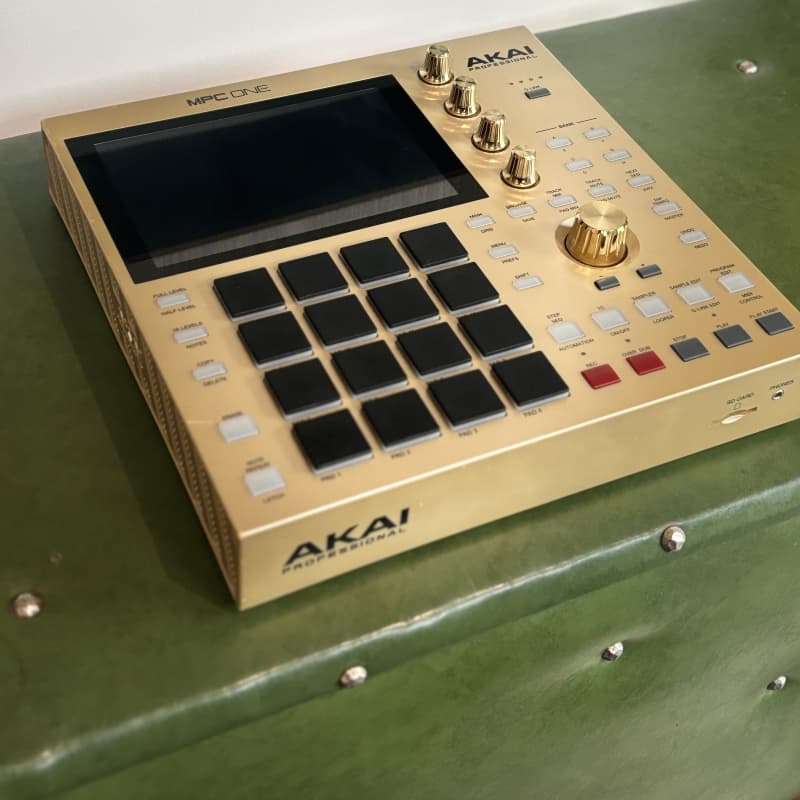 2020 - Present Akai MPC One Standalone MIDI Sequencer Gold Edi... - used Akai MPC