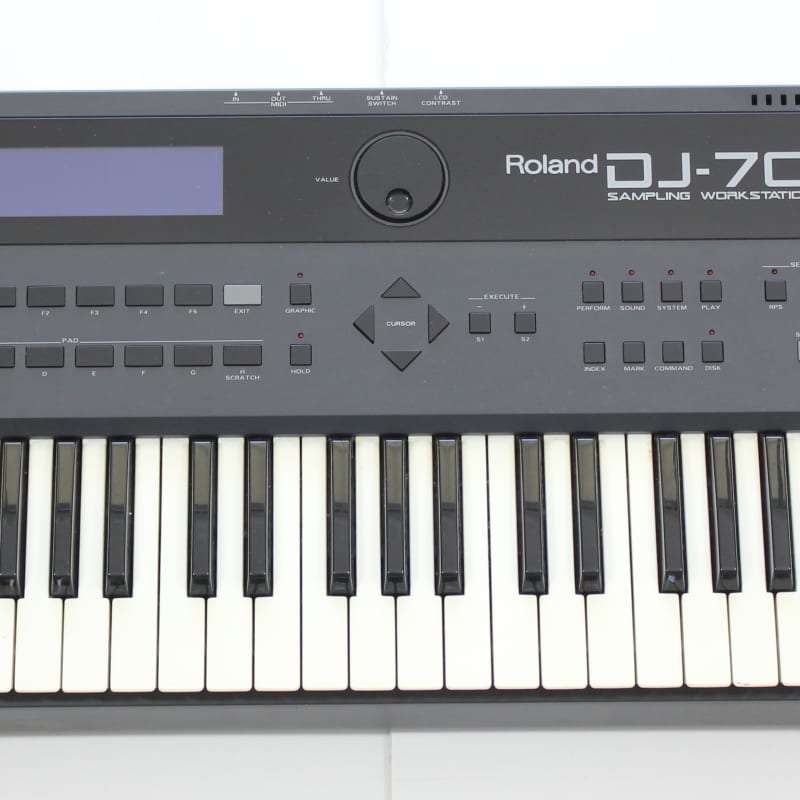 1992 Roland DJ 70 Sampling Workstation - used Roland  Vintage Synths       Sampler     Keyboard