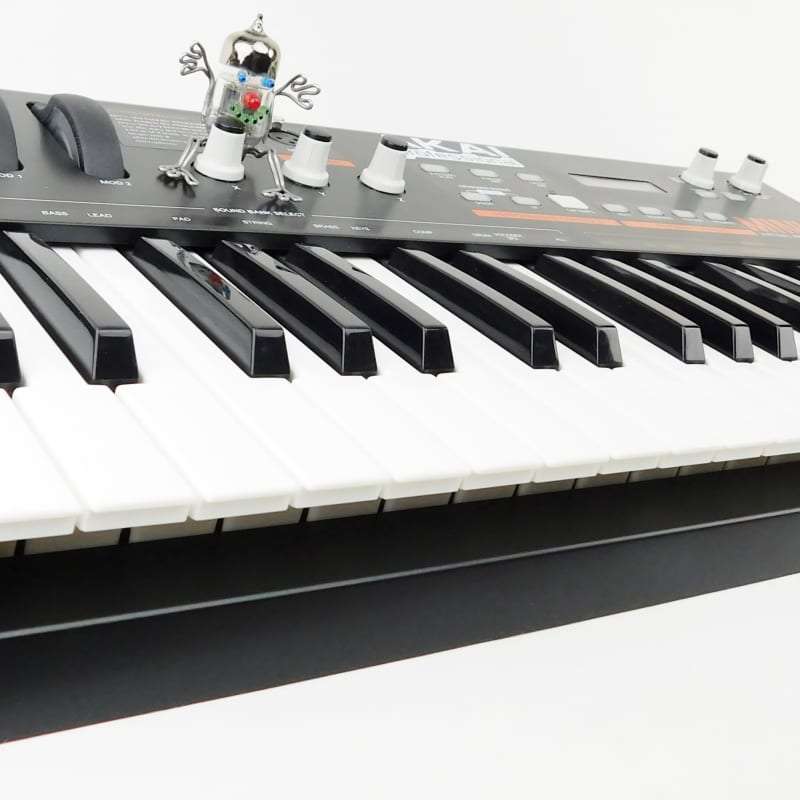 2010s Akai Miniak Black - used Akai        Keyboard      Synthesizer