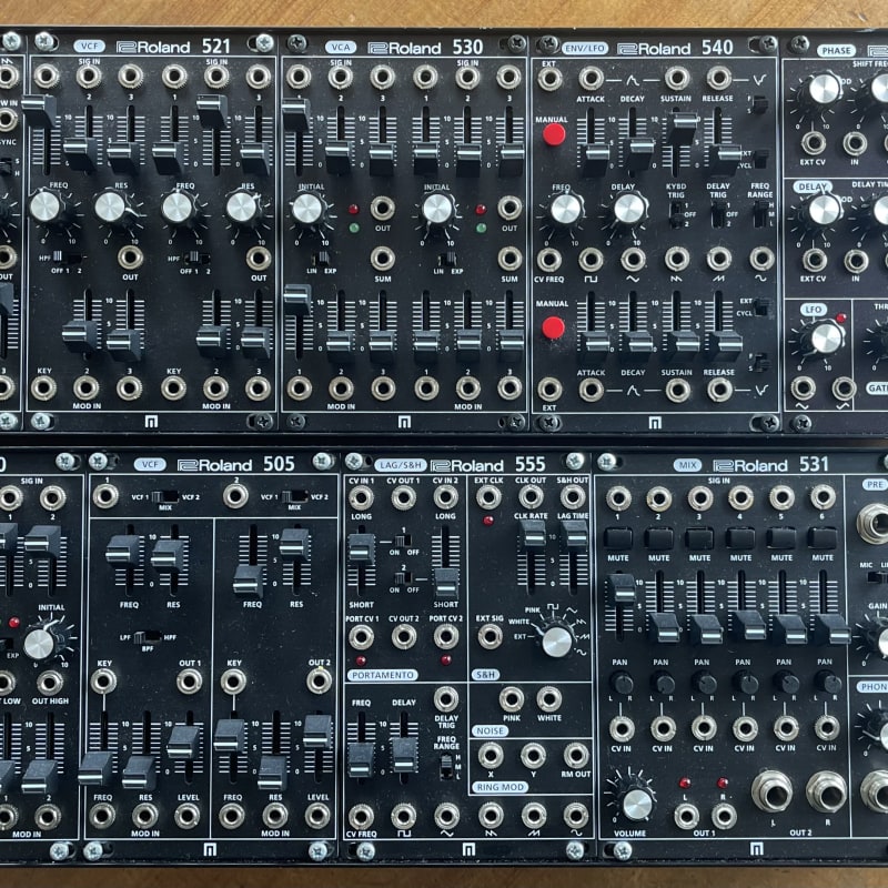 2016 - Present Roland System-500 Eurorack Synthesizer Complete... - used Roland          Eurorack    Synthesizer