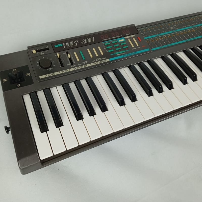 1983 Korg Poly 800 Black/Green - used Korg            Analog   Synth