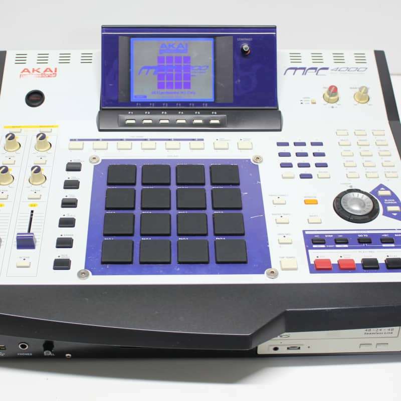 2002 - 2007 Akai MPC4000 Music Production Center White - used Akai MPC