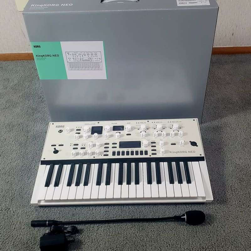 Korg Neo 37-key Virtual Analog Synthesizer-Vocoder - used Korg            Analog   Synth