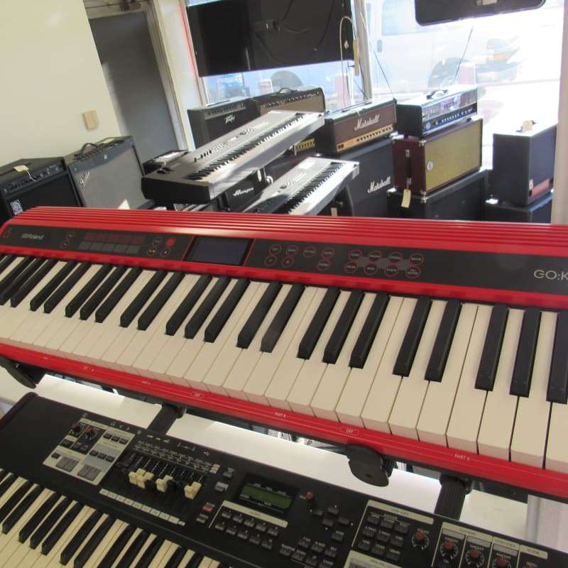 Roland gokeys - used Roland      Workstation        Keyboard Synth