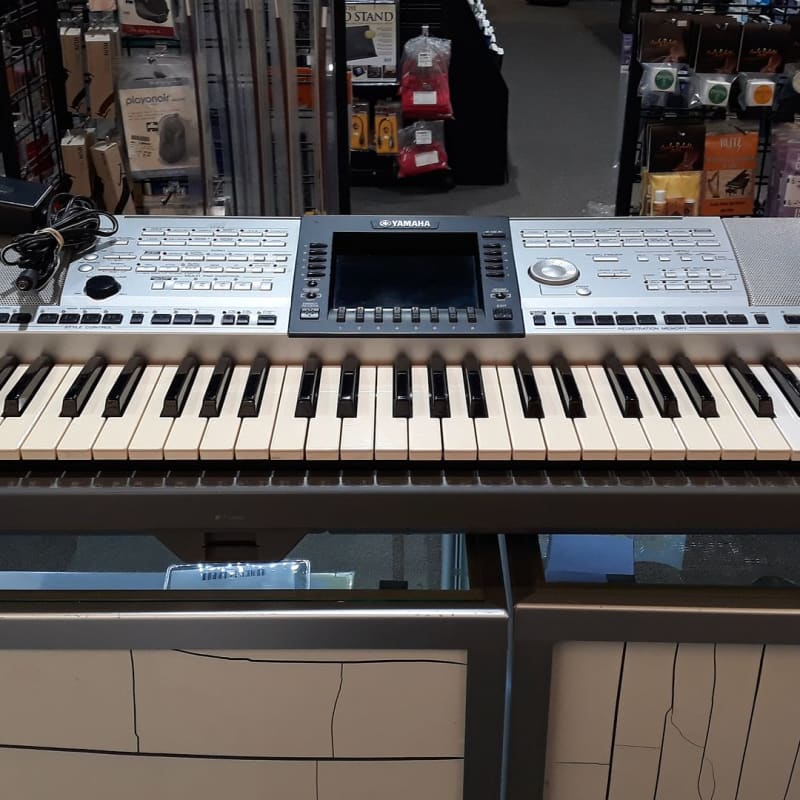 Yamaha PSR3000 - used Yamaha              Keyboard