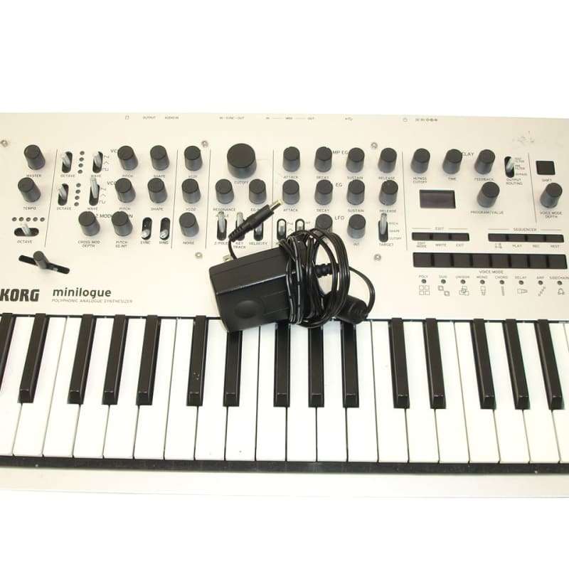 Korg minilogue - used Korg            Analog   Synth