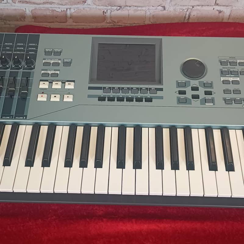 Yamaha XS6 - used Yamaha      Workstation         Synth