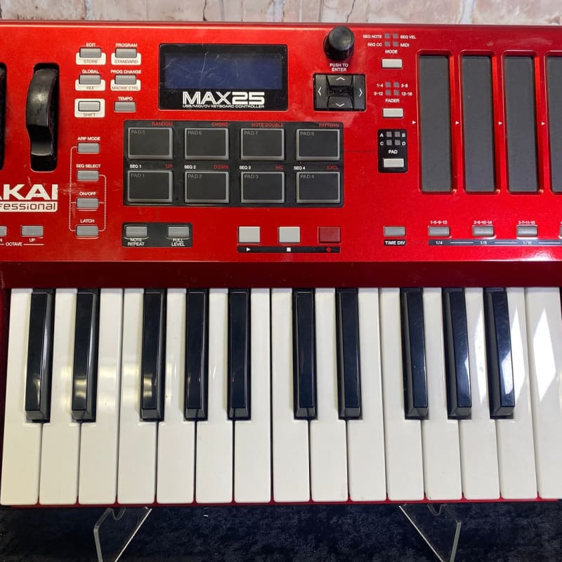 Akai Max 25 - used Akai  Vintage Synths      MIDI Controllers